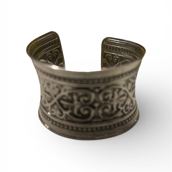 Elegant Silver and Gold Embossed Cuff bundles main image 4